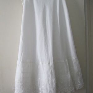 NWOT Size S/6 Waist=26" white two layer maxi skirt